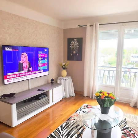 Apartment Wifi, Balcon, Spacieux - Chez Bibi & Perfect *