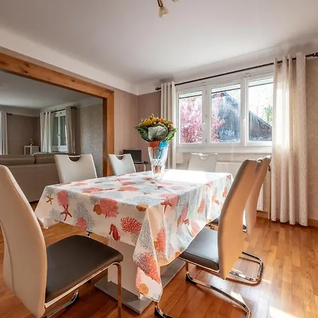 Wifi, Balcon, Spacieux - Chez Bibi & Perfect Apartment Evry-Courcouronnes
